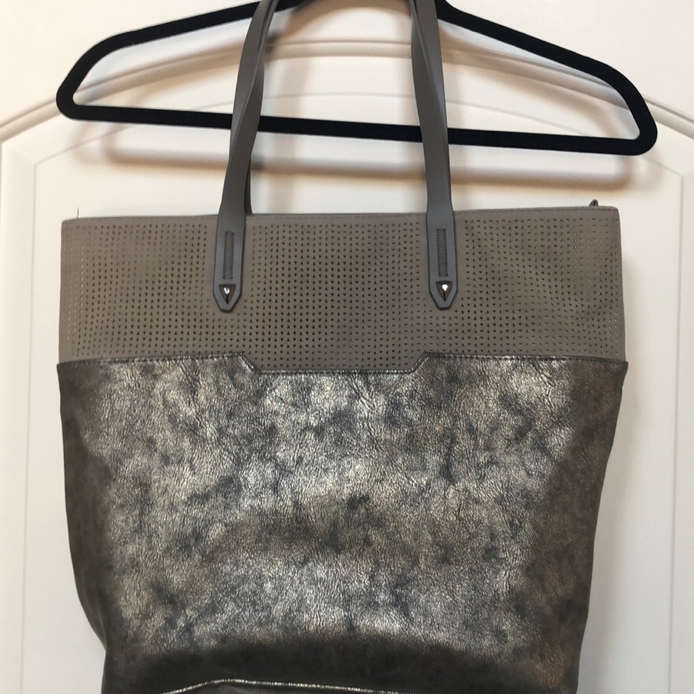 Stella Dot Hudson Tote
